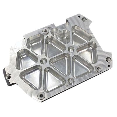 ชิ้นส่วนเครื่องจักร CNC ทิตานีียมความแม่นยํา 5 แกน อุปกรณ์การแพทย์ รถยนต์